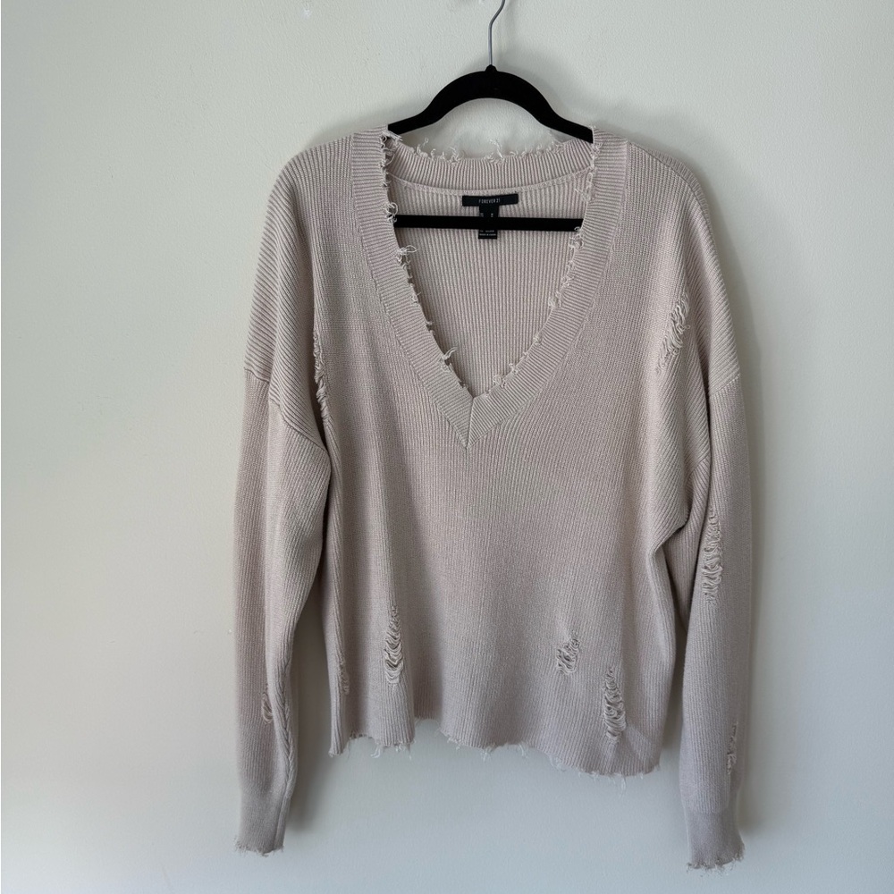 Distressed Look V-Neck Sweater - Biege